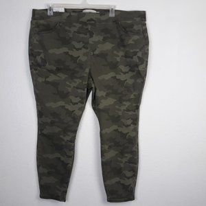 Sonoma Goods for Life NWT Women's Plus Size 24W Jegging Camouflage Pull On Denim